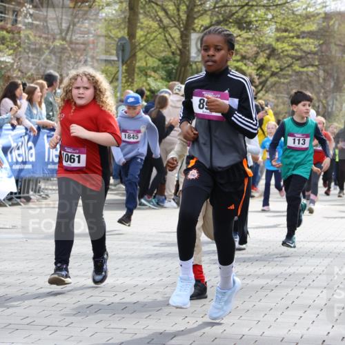 12.04.2026 - 45. Internationalen Wilhelmsburger Insellauf Strokosch-Dieckow http://msf.ph/oto/9492973 12.04.2026 14:50:00 Ziel 875, 572, 336, 1036, 1847, 400, 672, 368, 898, 1039, 901, 131, 1061, 624, 1825, 141, 164, 113, 1845, 1849, 1810, 352, 902, 1814, 860, 854, 885 meine-sportfotos.de