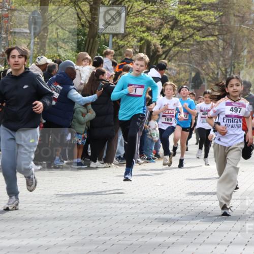 12.04.2026 - 45. Internationalen Wilhelmsburger Insellauf Strokosch-Dieckow http://msf.ph/oto/9493059 12.04.2026 14:49:36 Ziel 348, 602, 627, 458, 161, 542, 1842, 894, 882, 652, 1818, 867, 377, 879, 1839, 401, 1812, 106, 169, 1, 1813, 497, 1808, 406 meine-sportfotos.de