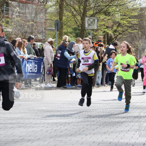 12.04.2026 - 45. Internationalen Wilhelmsburger Insellauf Strokosch-Dieckow http://msf.ph/oto/9493100 12.04.2026 14:49:27 Ziel 896, 372, 1055, 51, 693, 1817, 100, 855, 897, 353, 666, 1827, 378, 17, 501, 586, 1809, 440, 881, 348, 602, 627, 458, 161, 542, 1842, 894 meine-sportfotos.de