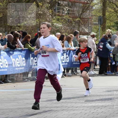 12.04.2026 - 45. Internationalen Wilhelmsburger Insellauf Strokosch-Dieckow http://msf.ph/oto/9493117 12.04.2026 14:49:23 Ziel 418, 684, 597, 1823, 375, 2, 896, 372, 1055, 51, 693, 1817, 100, 855, 897, 353, 666, 1827, 378, 17, 501, 586, 1809, 440, 881 meine-sportfotos.de