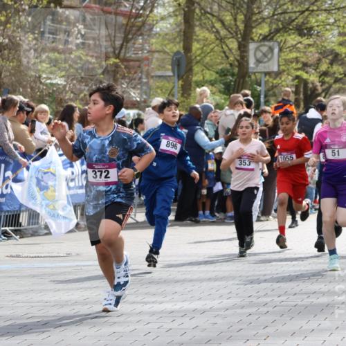 12.04.2026 - 45. Internationalen Wilhelmsburger Insellauf Strokosch-Dieckow http://msf.ph/oto/9493131 12.04.2026 14:49:19 Ziel 1043, 101, 1063, 1048, 601, 418, 684, 597, 1823, 375, 2, 896, 372, 1055, 51, 693, 1817, 100, 855, 897, 353, 666, 1827, 378, 17, 501 meine-sportfotos.de