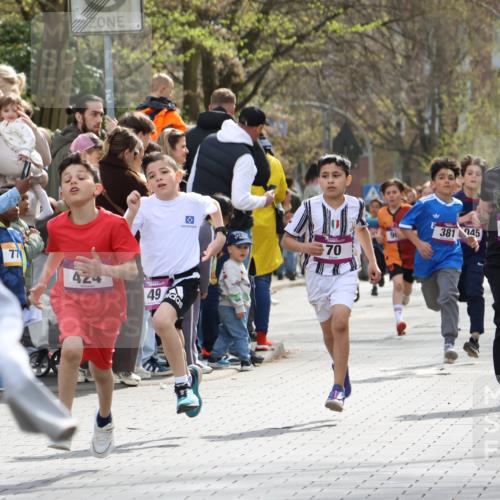 12.04.2026 - 45. Internationalen Wilhelmsburger Insellauf Strokosch-Dieckow http://msf.ph/oto/9493258 12.04.2026 14:48:49 Ziel 337, 167, 1846, 683, 900, 899, 49, 424, 70, 381, 906, 1045 meine-sportfotos.de