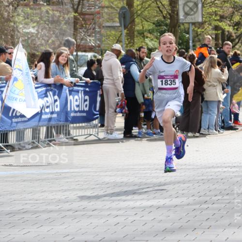 12.04.2026 - 45. Internationalen Wilhelmsburger Insellauf Strokosch-Dieckow http://msf.ph/oto/9493376 12.04.2026 14:48:18 Ziel 1835, 1824 meine-sportfotos.de