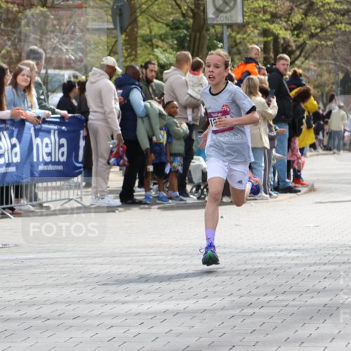 12.04.2026 - 45. Internationalen Wilhelmsburger Insellauf Strokosch-Dieckow http://msf.ph/oto/9493380 12.04.2026 14:48:17 Ziel 1835, 1824 meine-sportfotos.de