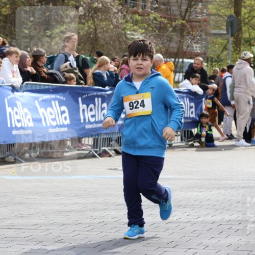 12.04.2026 - 45. Internationalen Wilhelmsburger Insellauf Strokosch-Dieckow http://msf.ph/oto/9493396 12.04.2026 14:38:47 Ziel  meine-sportfotos.de