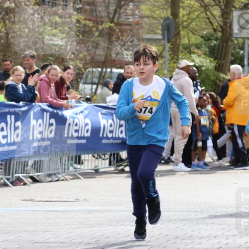 12.04.2026 - 45. Internationalen Wilhelmsburger Insellauf Strokosch-Dieckow http://msf.ph/oto/9493411 12.04.2026 14:38:44 Ziel  meine-sportfotos.de