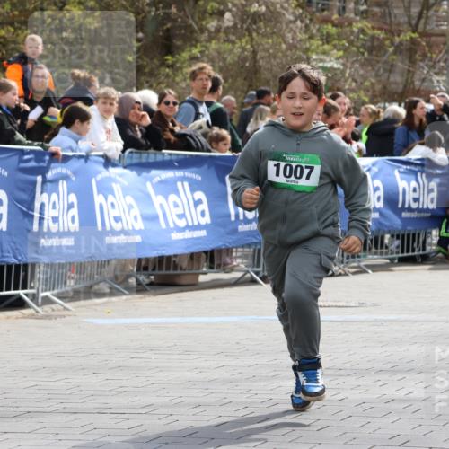12.04.2026 - 45. Internationalen Wilhelmsburger Insellauf Strokosch-Dieckow http://msf.ph/oto/9493413 12.04.2026 14:38:24 Ziel 1007 meine-sportfotos.de