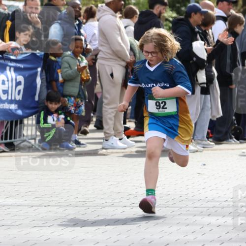 12.04.2026 - 45. Internationalen Wilhelmsburger Insellauf Strokosch-Dieckow http://msf.ph/oto/9493485 12.04.2026 14:36:57 Ziel 511, 650, 689, 92 meine-sportfotos.de