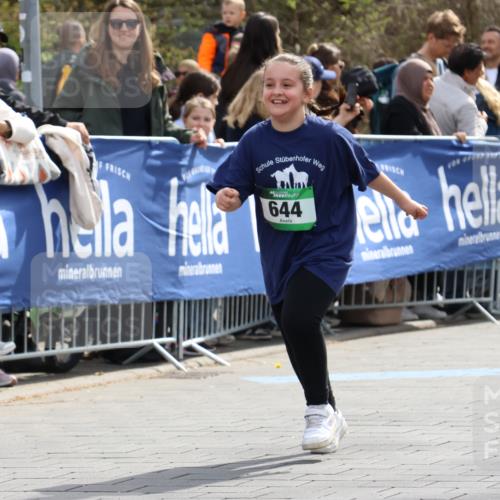 12.04.2026 - 45. Internationalen Wilhelmsburger Insellauf Strokosch-Dieckow http://msf.ph/oto/9493512 12.04.2026 14:36:46 Ziel 343, 665, 300, 644, 511 meine-sportfotos.de