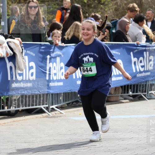 12.04.2026 - 45. Internationalen Wilhelmsburger Insellauf Strokosch-Dieckow http://msf.ph/oto/9493513 12.04.2026 14:36:46 Ziel 343, 665, 300, 644, 511 meine-sportfotos.de