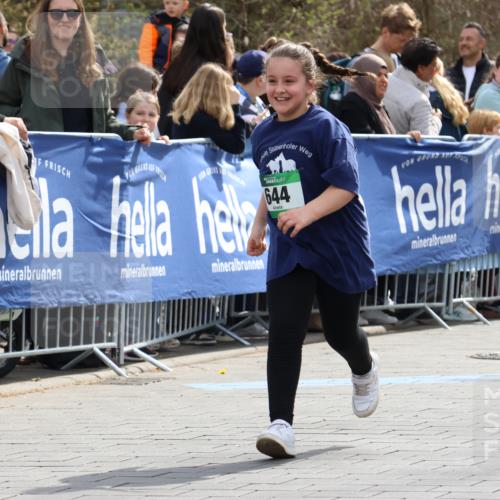 12.04.2026 - 45. Internationalen Wilhelmsburger Insellauf Strokosch-Dieckow http://msf.ph/oto/9493515 12.04.2026 14:36:46 Ziel 343, 665, 300, 644, 511 meine-sportfotos.de