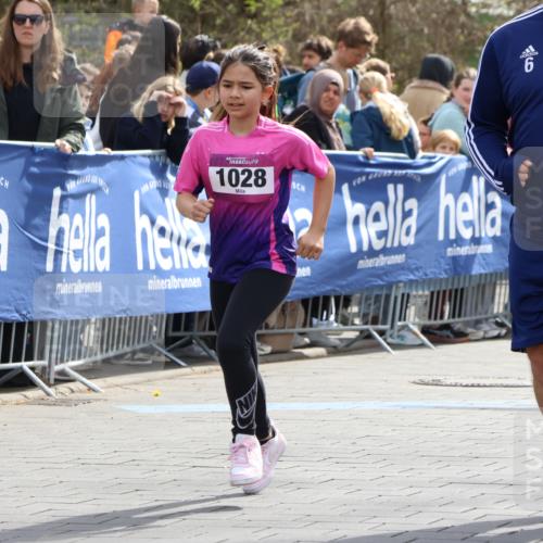 12.04.2026 - 45. Internationalen Wilhelmsburger Insellauf Strokosch-Dieckow http://msf.ph/oto/9493534 12.04.2026 14:36:39 Ziel 296, 343, 665, 300 meine-sportfotos.de