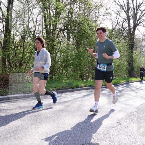 12.04.2026 - 45. Internationalen Wilhelmsburger Insellauf Yannick Fuchs http://msf.ph/oto/9493577 12.04.2026 10:46:47 Laufen 3260, 4991 meine-sportfotos.de