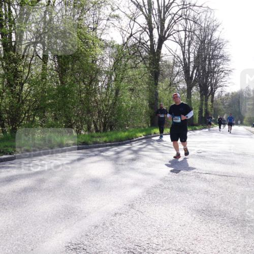 12.04.2026 - 45. Internationalen Wilhelmsburger Insellauf Yannick Fuchs http://msf.ph/oto/9493583 12.04.2026 10:46:48 Laufen 4991 meine-sportfotos.de