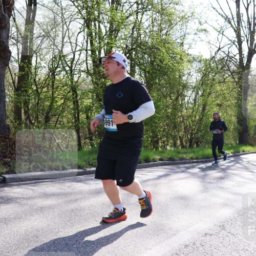 12.04.2026 - 45. Internationalen Wilhelmsburger Insellauf Yannick Fuchs http://msf.ph/oto/9493594 12.04.2026 10:46:50 Laufen 991 meine-sportfotos.de