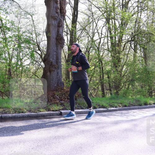 12.04.2026 - 45. Internationalen Wilhelmsburger Insellauf Yannick Fuchs http://msf.ph/oto/9493606 12.04.2026 10:46:53 Laufen  meine-sportfotos.de