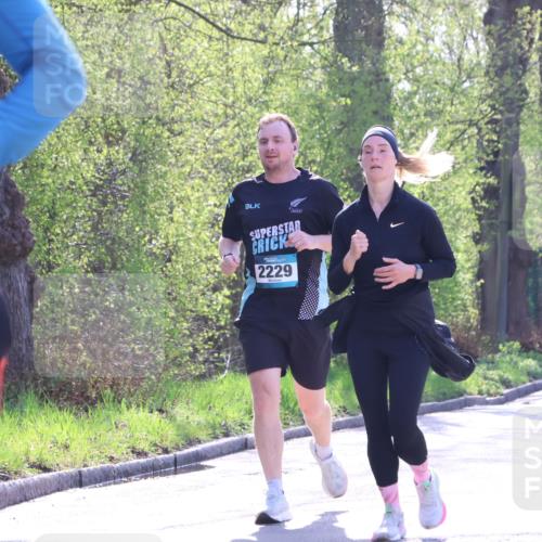 12.04.2026 - 45. Internationalen Wilhelmsburger Insellauf Yannick Fuchs http://msf.ph/oto/9493611 12.04.2026 10:46:57 Laufen 2229, 2858 meine-sportfotos.de