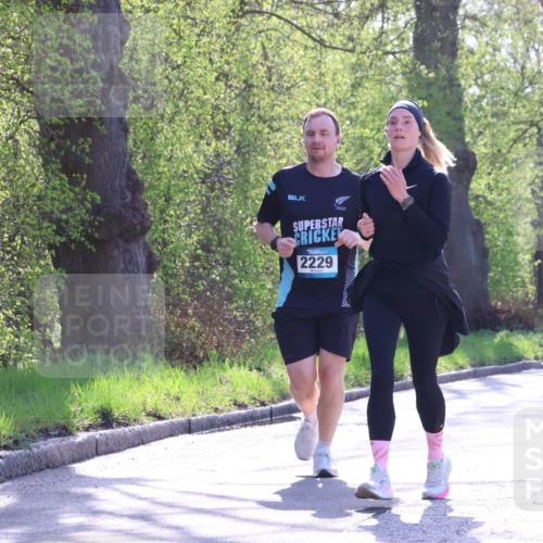 12.04.2026 - 45. Internationalen Wilhelmsburger Insellauf Yannick Fuchs http://msf.ph/oto/9493614 12.04.2026 10:46:57 Laufen 2229, 2858 meine-sportfotos.de