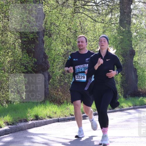12.04.2026 - 45. Internationalen Wilhelmsburger Insellauf Yannick Fuchs http://msf.ph/oto/9493616 12.04.2026 10:46:57 Laufen 2229, 2025, 2858 meine-sportfotos.de