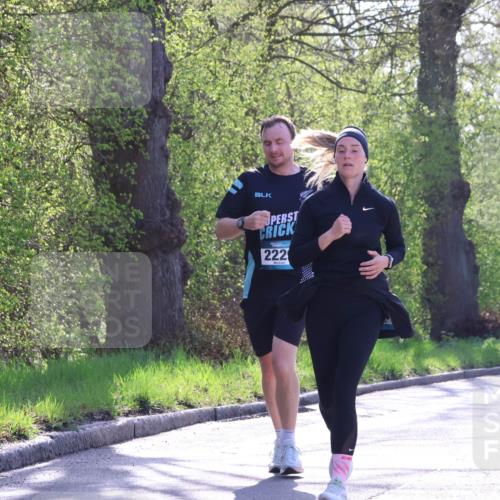 12.04.2026 - 45. Internationalen Wilhelmsburger Insellauf Yannick Fuchs http://msf.ph/oto/9493617 12.04.2026 10:46:58 Laufen 222, 212, 2858 meine-sportfotos.de