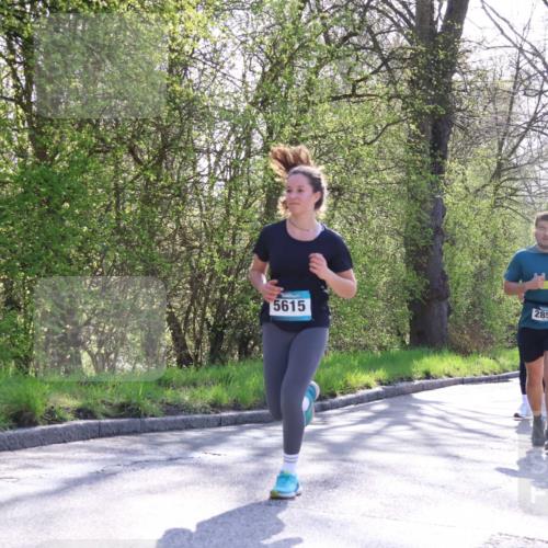12.04.2026 - 45. Internationalen Wilhelmsburger Insellauf Yannick Fuchs http://msf.ph/oto/9493645 12.04.2026 10:47:04 Laufen 5615, 2858, 3825 meine-sportfotos.de