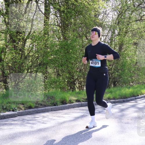 12.04.2026 - 45. Internationalen Wilhelmsburger Insellauf Yannick Fuchs http://msf.ph/oto/9493661 12.04.2026 10:47:07 Laufen 4101 meine-sportfotos.de