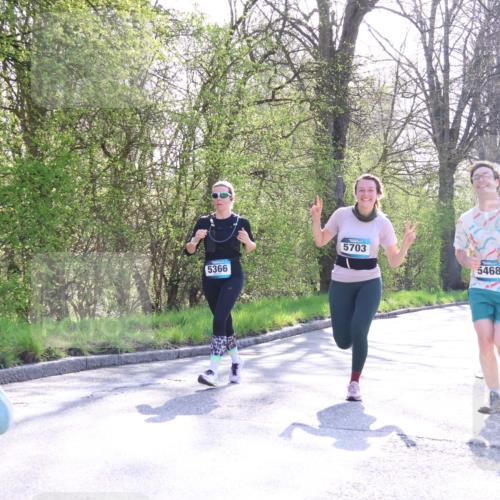 12.04.2026 - 45. Internationalen Wilhelmsburger Insellauf Yannick Fuchs http://msf.ph/oto/9493691 12.04.2026 10:47:14 Laufen 5366, 5703, 5468 meine-sportfotos.de