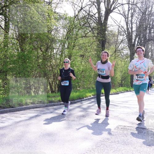 12.04.2026 - 45. Internationalen Wilhelmsburger Insellauf Yannick Fuchs http://msf.ph/oto/9493692 12.04.2026 10:47:14 Laufen 5366, 5703, 5468 meine-sportfotos.de