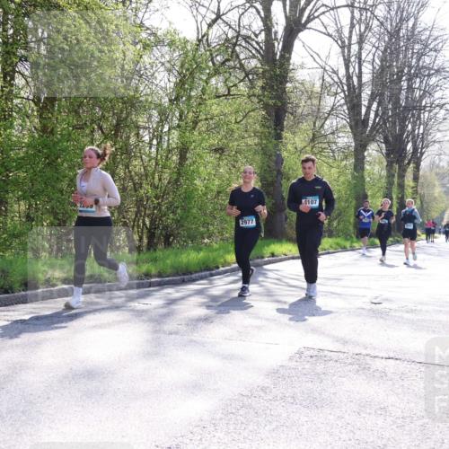 12.04.2026 - 45. Internationalen Wilhelmsburger Insellauf Yannick Fuchs http://msf.ph/oto/9493733 12.04.2026 10:47:25 Laufen 2977, 107, 3045 meine-sportfotos.de