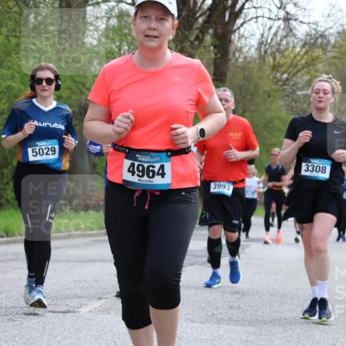 12.04.2026 - 45. Internationalen Wilhelmsburger Insellauf Yannick Fuchs http://msf.ph/oto/9493757 12.04.2026 13:02:48 Laufen 3897, 5029, 4964, 3993, 3308 meine-sportfotos.de