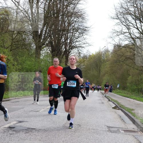 12.04.2026 - 45. Internationalen Wilhelmsburger Insellauf Yannick Fuchs http://msf.ph/oto/9493772 12.04.2026 13:02:50 Laufen 5029, 3993, 3308 meine-sportfotos.de