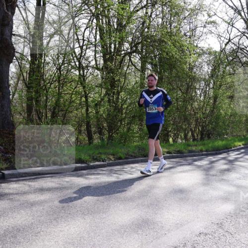 12.04.2026 - 45. Internationalen Wilhelmsburger Insellauf Yannick Fuchs http://msf.ph/oto/9493798 12.04.2026 10:47:32 Laufen 3953 meine-sportfotos.de
