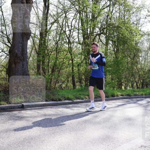 12.04.2026 - 45. Internationalen Wilhelmsburger Insellauf Yannick Fuchs http://msf.ph/oto/9493802 12.04.2026 10:47:33 Laufen 3953 meine-sportfotos.de