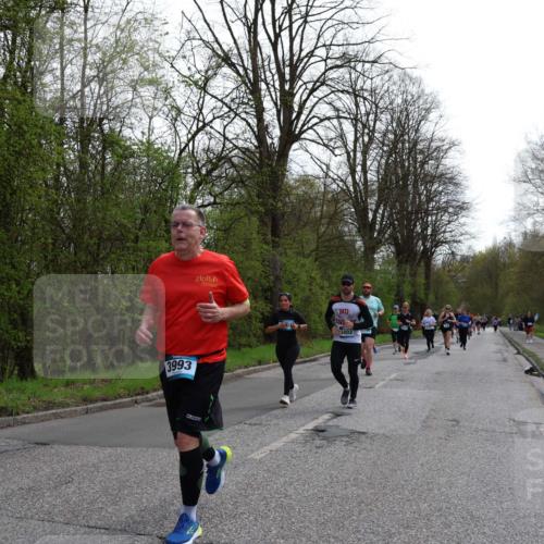 12.04.2026 - 45. Internationalen Wilhelmsburger Insellauf Yannick Fuchs http://msf.ph/oto/9493803 12.04.2026 13:02:52 Laufen 4808, 3993, 3803 meine-sportfotos.de