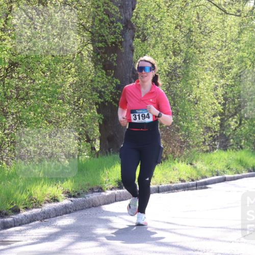 12.04.2026 - 45. Internationalen Wilhelmsburger Insellauf Yannick Fuchs http://msf.ph/oto/9493809 12.04.2026 10:47:38 Laufen 3194, 2417 meine-sportfotos.de