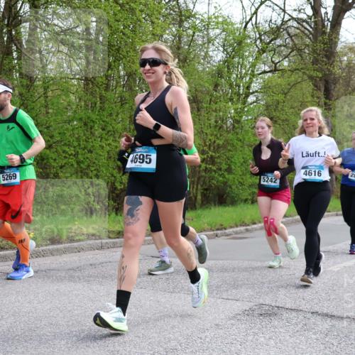 12.04.2026 - 45. Internationalen Wilhelmsburger Insellauf Yannick Fuchs http://msf.ph/oto/9493845 12.04.2026 13:03:00 Laufen 5269, 4695, 2832, 5242, 4616 meine-sportfotos.de
