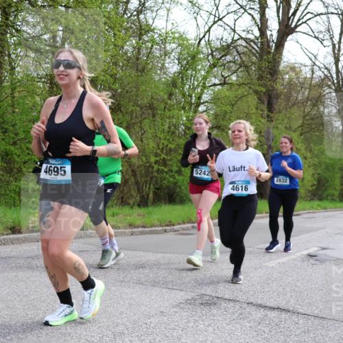 12.04.2026 - 45. Internationalen Wilhelmsburger Insellauf Yannick Fuchs http://msf.ph/oto/9493846 12.04.2026 13:03:00 Laufen 5242, 5269, 4695, 4616, 2832, 2430 meine-sportfotos.de