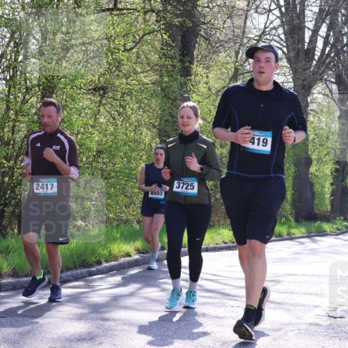 12.04.2026 - 45. Internationalen Wilhelmsburger Insellauf Yannick Fuchs http://msf.ph/oto/9493864 12.04.2026 10:47:44 Laufen 2417, 4993, 3725, 419 meine-sportfotos.de