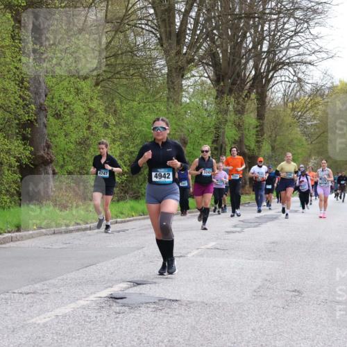 12.04.2026 - 45. Internationalen Wilhelmsburger Insellauf Yannick Fuchs http://msf.ph/oto/9493881 12.04.2026 13:03:04 Laufen 4747, 4942, 2062, 3245, 3280, 4880 meine-sportfotos.de