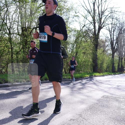 12.04.2026 - 45. Internationalen Wilhelmsburger Insellauf Yannick Fuchs http://msf.ph/oto/9493886 12.04.2026 10:47:46 Laufen 419, 2417, 4993 meine-sportfotos.de