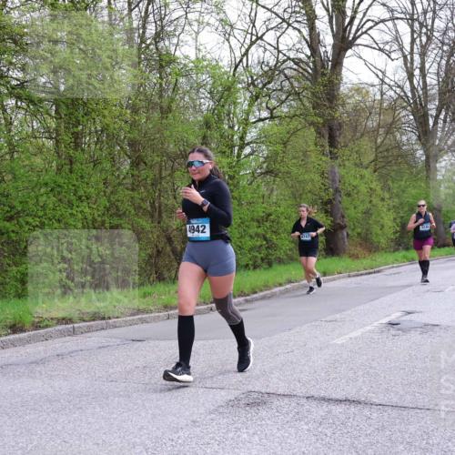 12.04.2026 - 45. Internationalen Wilhelmsburger Insellauf Yannick Fuchs http://msf.ph/oto/9493892 12.04.2026 13:03:06 Laufen 4942, 4747, 3245 meine-sportfotos.de