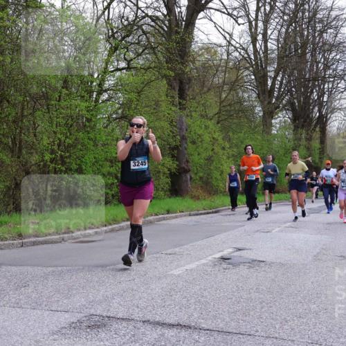 12.04.2026 - 45. Internationalen Wilhelmsburger Insellauf Yannick Fuchs http://msf.ph/oto/9493916 12.04.2026 13:03:09 Laufen 3245, 3280, 2853, 3328 meine-sportfotos.de