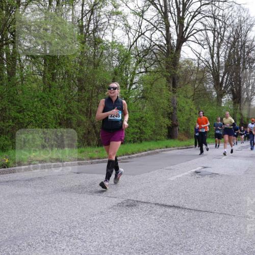 12.04.2026 - 45. Internationalen Wilhelmsburger Insellauf Yannick Fuchs http://msf.ph/oto/9493923 12.04.2026 13:03:09 Laufen 3245, 3280, 3328 meine-sportfotos.de