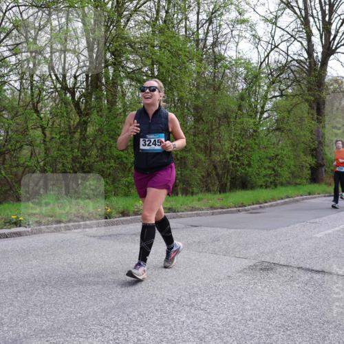 12.04.2026 - 45. Internationalen Wilhelmsburger Insellauf Yannick Fuchs http://msf.ph/oto/9493931 12.04.2026 13:03:10 Laufen 3245, 3280 meine-sportfotos.de