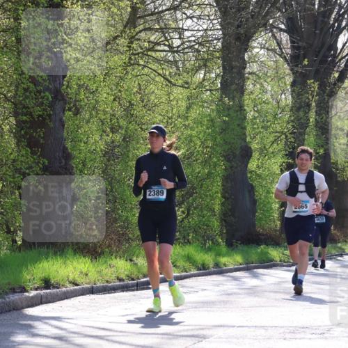 12.04.2026 - 45. Internationalen Wilhelmsburger Insellauf Yannick Fuchs http://msf.ph/oto/9493947 12.04.2026 10:48:03 Laufen 2389, 2365, 4632, 5298, 3373 meine-sportfotos.de