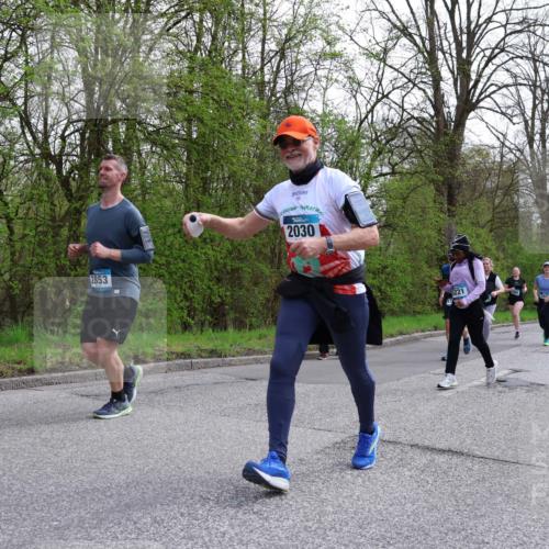 12.04.2026 - 45. Internationalen Wilhelmsburger Insellauf Yannick Fuchs http://msf.ph/oto/9493985 12.04.2026 13:03:15 Laufen 2853, 2030, 6221 meine-sportfotos.de