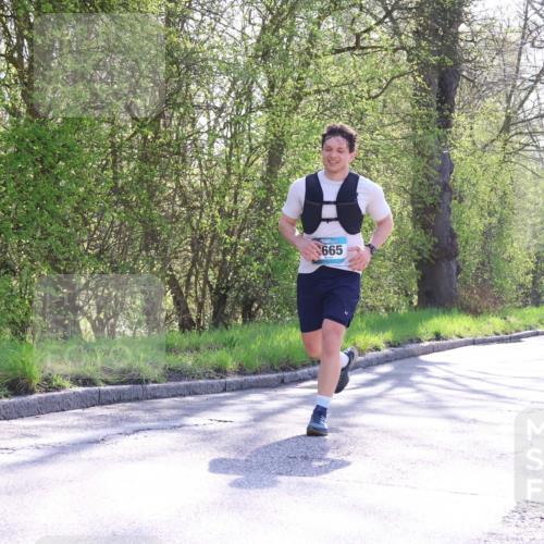 12.04.2026 - 45. Internationalen Wilhelmsburger Insellauf Yannick Fuchs http://msf.ph/oto/9493989 12.04.2026 10:48:08 Laufen 665, 4632, 5298 meine-sportfotos.de