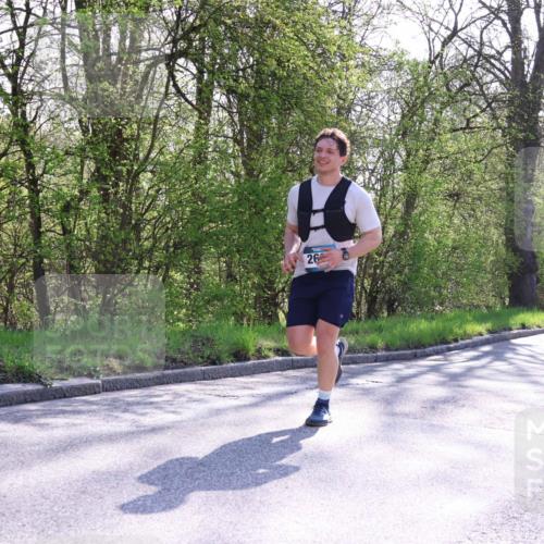 12.04.2026 - 45. Internationalen Wilhelmsburger Insellauf Yannick Fuchs http://msf.ph/oto/9494000 12.04.2026 10:48:09 Laufen 26 meine-sportfotos.de