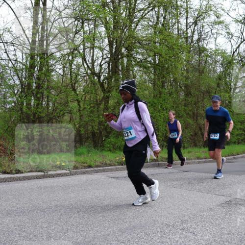 12.04.2026 - 45. Internationalen Wilhelmsburger Insellauf Yannick Fuchs http://msf.ph/oto/9494004 12.04.2026 13:03:17 Laufen 221, 2062, 4752, 5754, 3425 meine-sportfotos.de