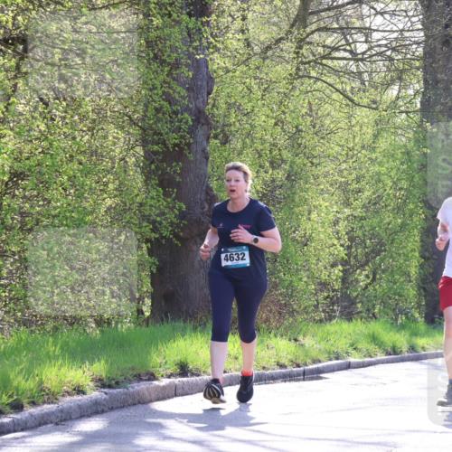 12.04.2026 - 45. Internationalen Wilhelmsburger Insellauf Yannick Fuchs http://msf.ph/oto/9494017 12.04.2026 10:48:11 Laufen 4632, 5298, 4382 meine-sportfotos.de